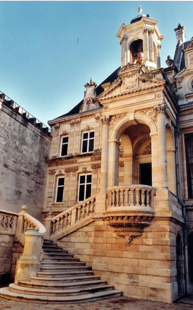 L'hotel de ville de La Rochelle